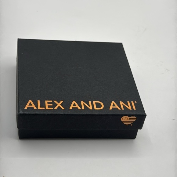 Alex and Ani Silver Starfish Bracelet - Picture 8 of 8